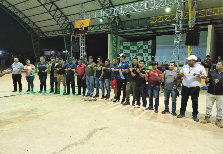 Municipio de Nangaritza impulsa la práctica del deporte en Shamatak.