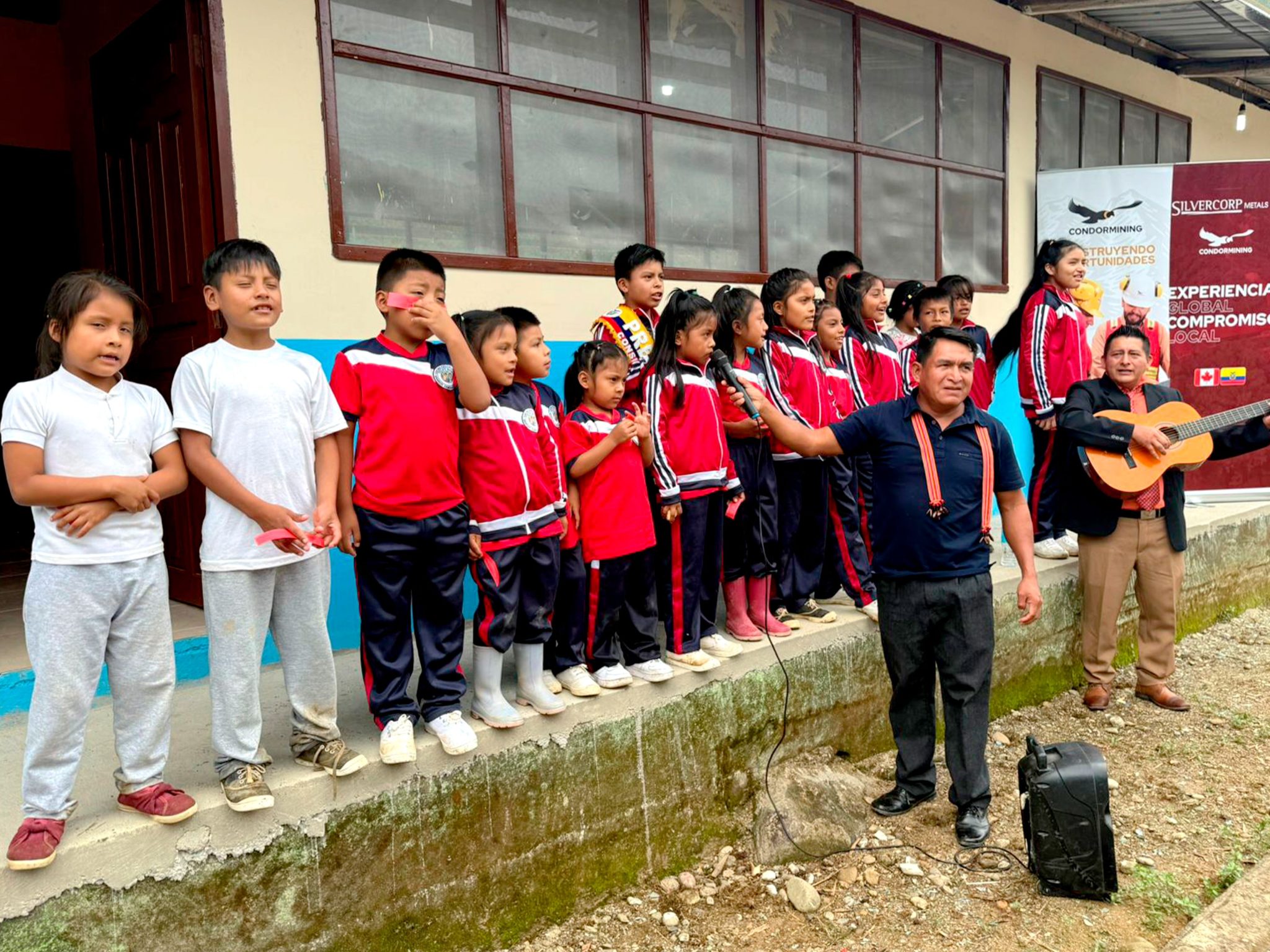 Mesa de trabajo 1-25